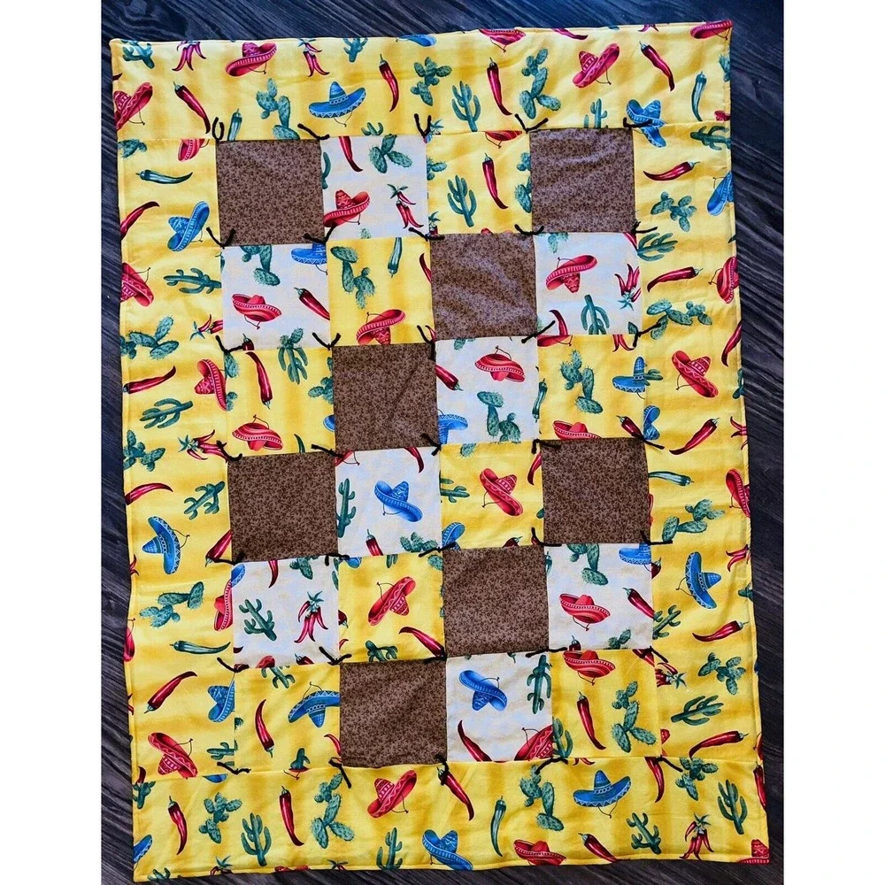 Handmade Hand Quilted Throw/Toddler‎ / Crib / Baby Quilt 31.5”x 43” #5